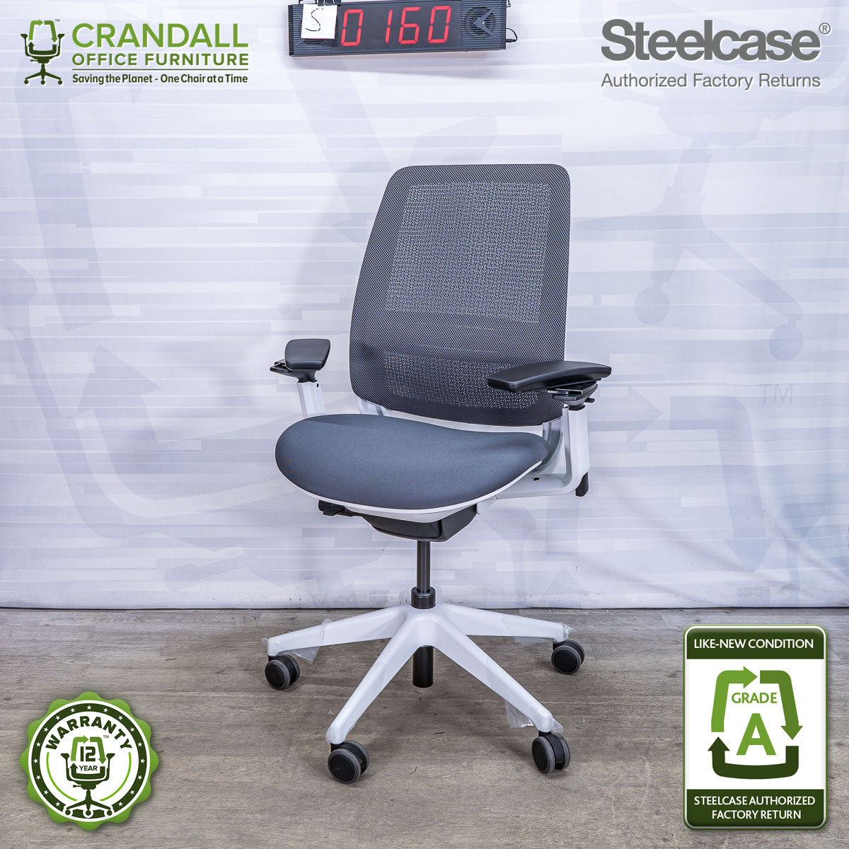 S-0160 - Steelcase Series 2 - Grade A