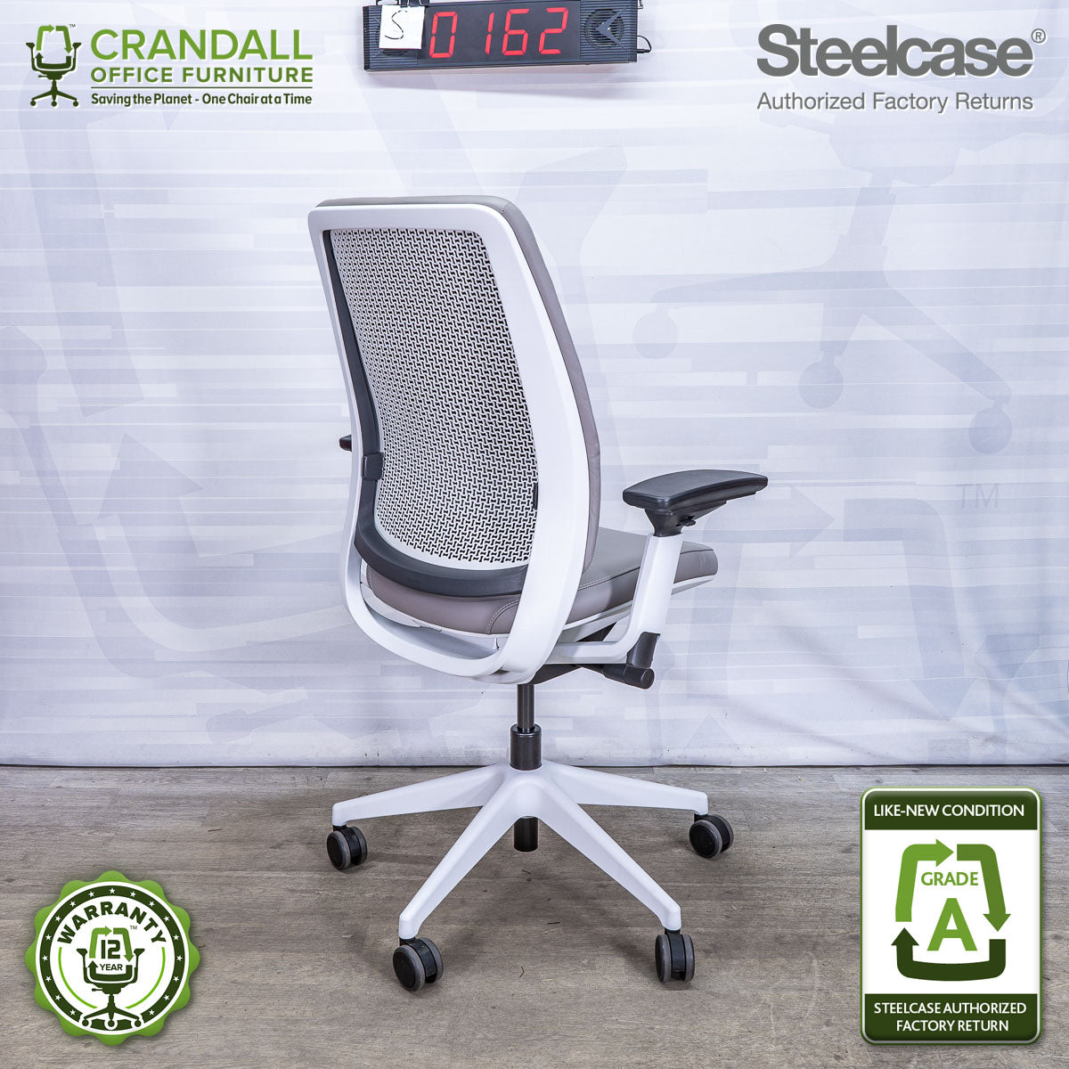 S-0162 - Steelcase Series 2 - Grade A