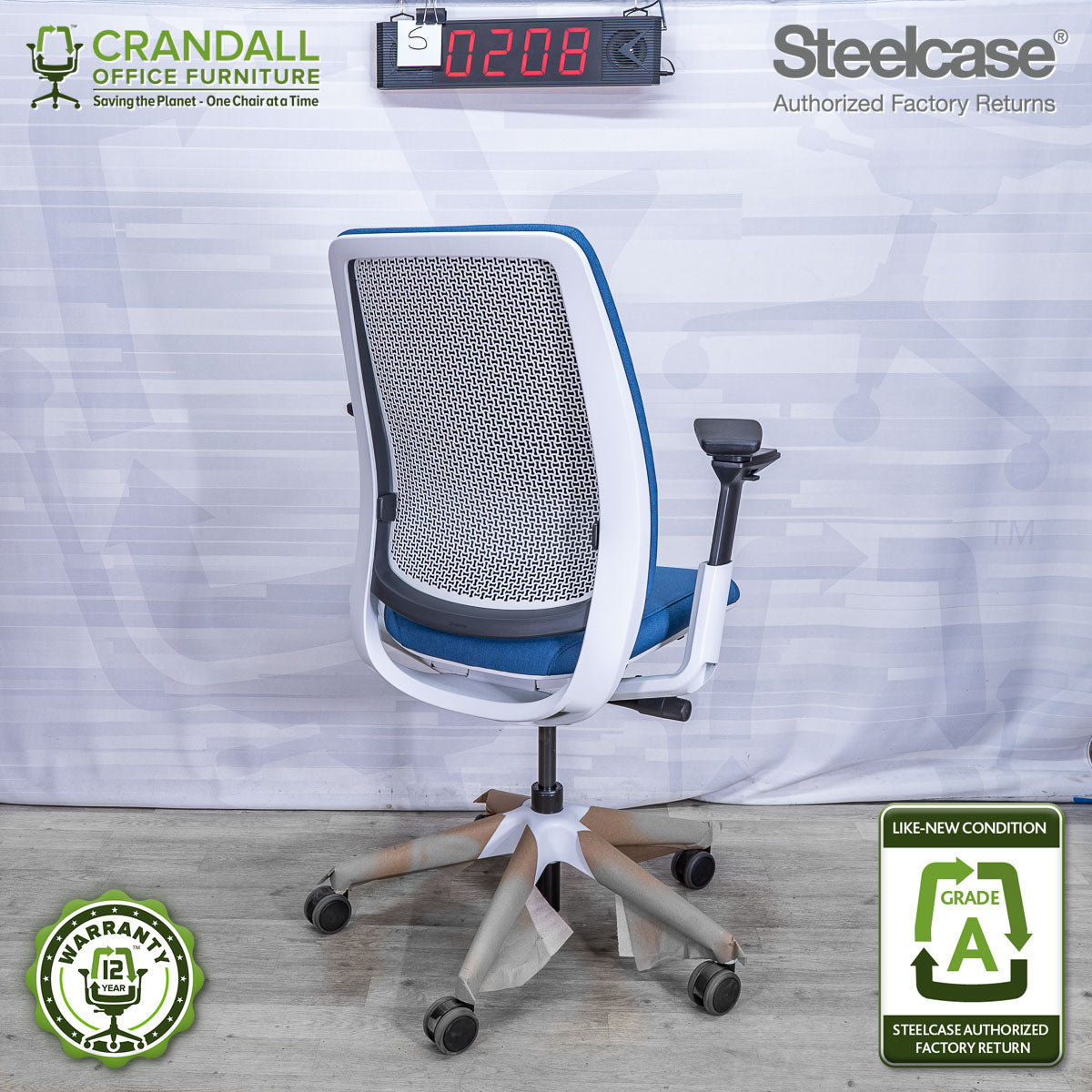 S-0208 - Steelcase Series 2  - Grade A