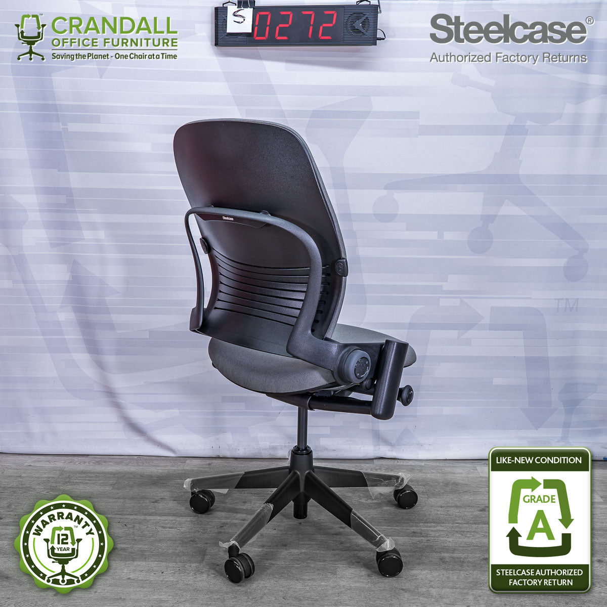 S-0272 - Steelcase V2 Leap - Grade A
