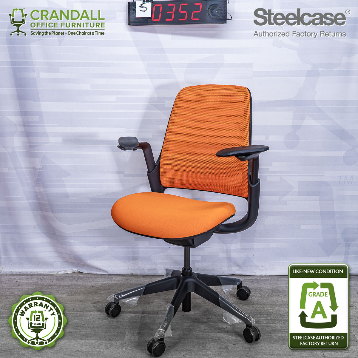 S-0352 - Steelcase Series 1 - Grade A