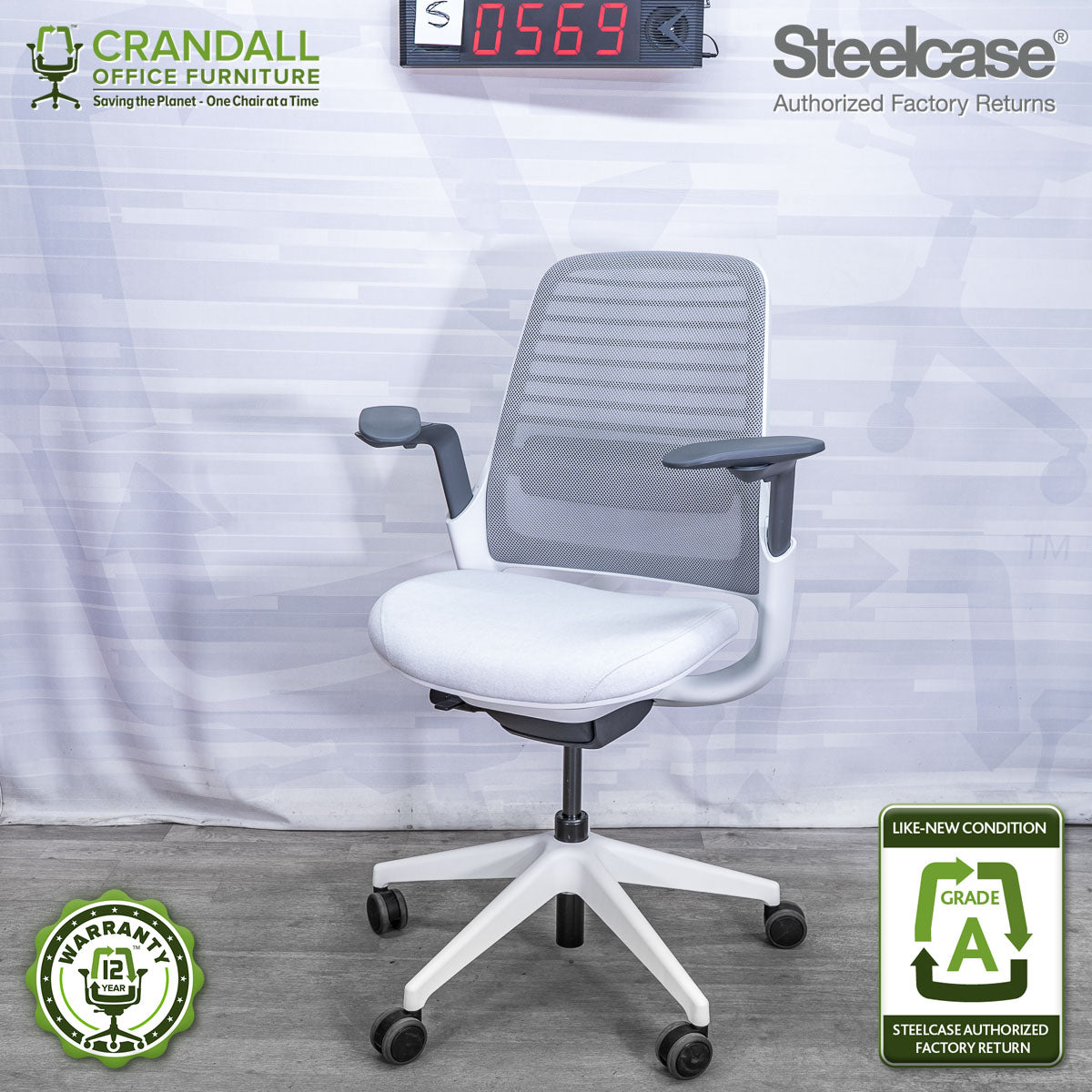 S-0569 - Steelcase Series 1 - Grade A