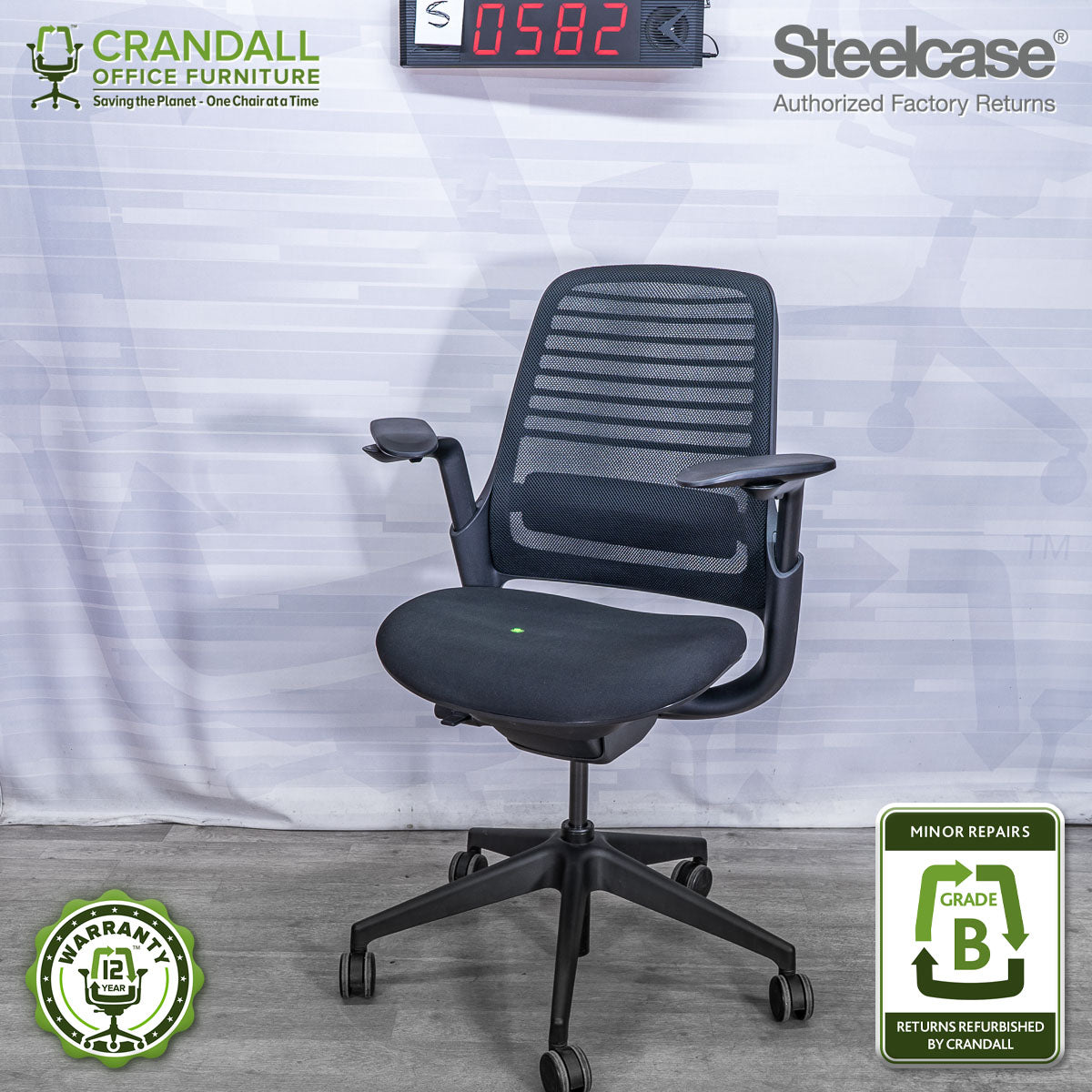 S-0582 - Steelcase Series 1 - Grade B
