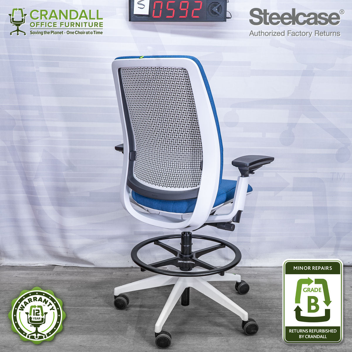 S-0592 - Steelcase Series 2 - Grade B