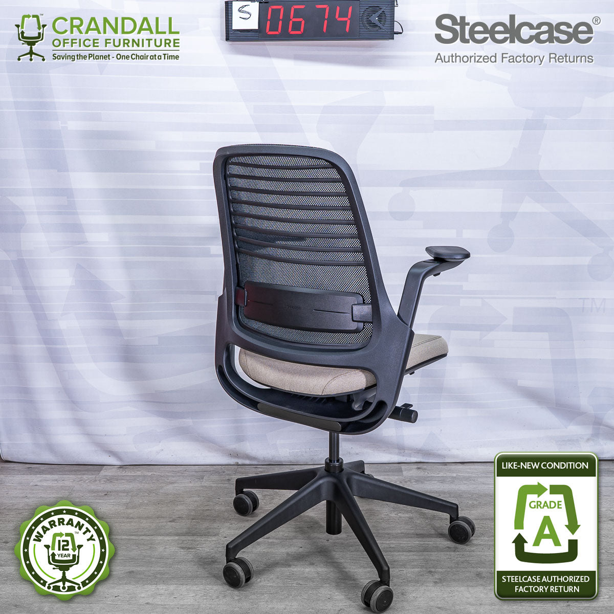 S-0674 - Steelcase Series 1 - Grade A