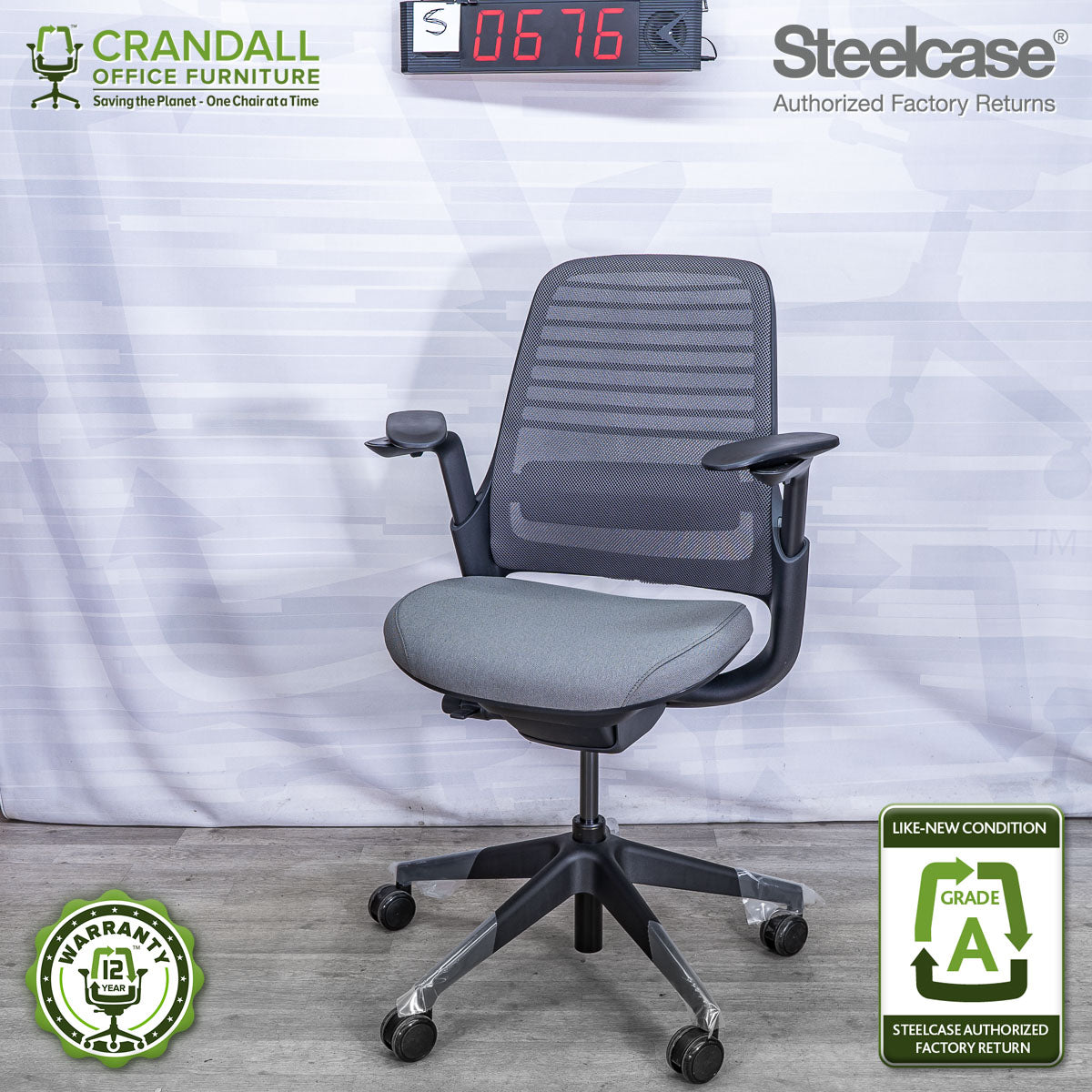 S-0676 - Steelcase Series 1 - Grade A
