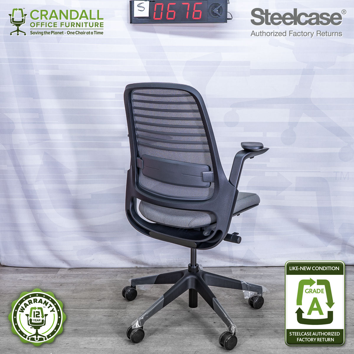 S-0676 - Steelcase Series 1 - Grade A