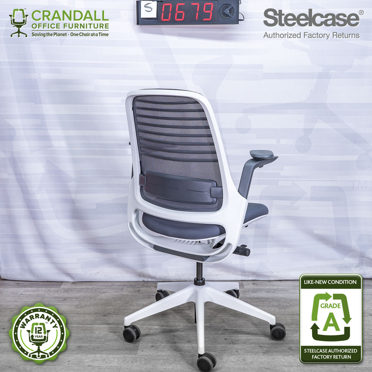 S-0679 - Steelcase Series 1 - Grade A