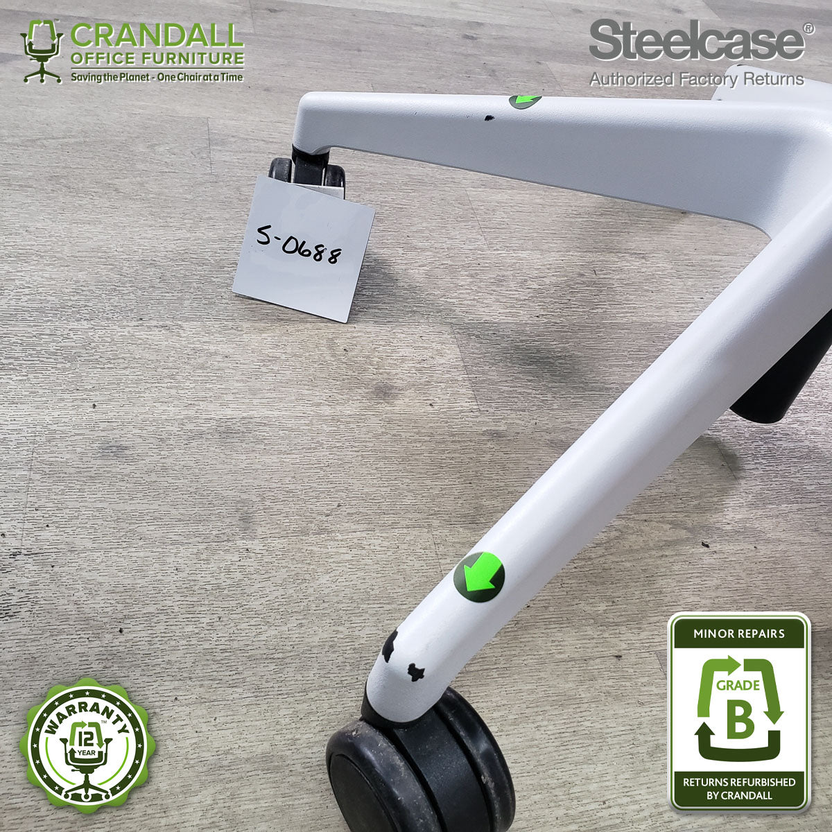 S-0688 - Steelcase Series 2 - Grade B