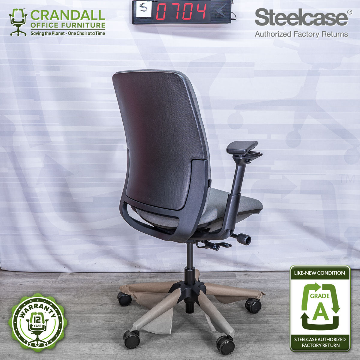 S-0704 - Steelcase Amia - Grade A