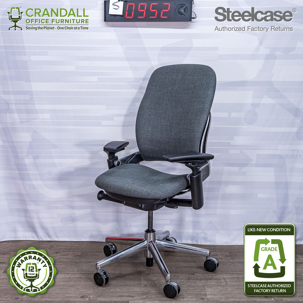 S-0952 - Steelcase V2 Leap - Grade A