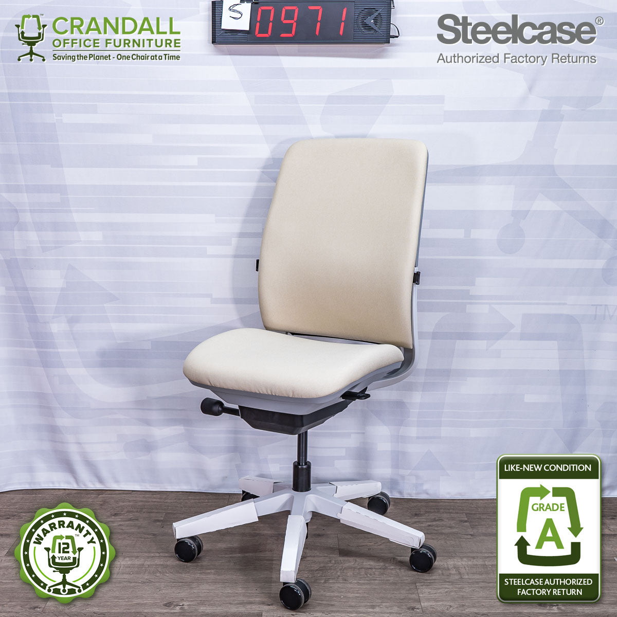 S-0971 - Steelcase Amia - Grade A