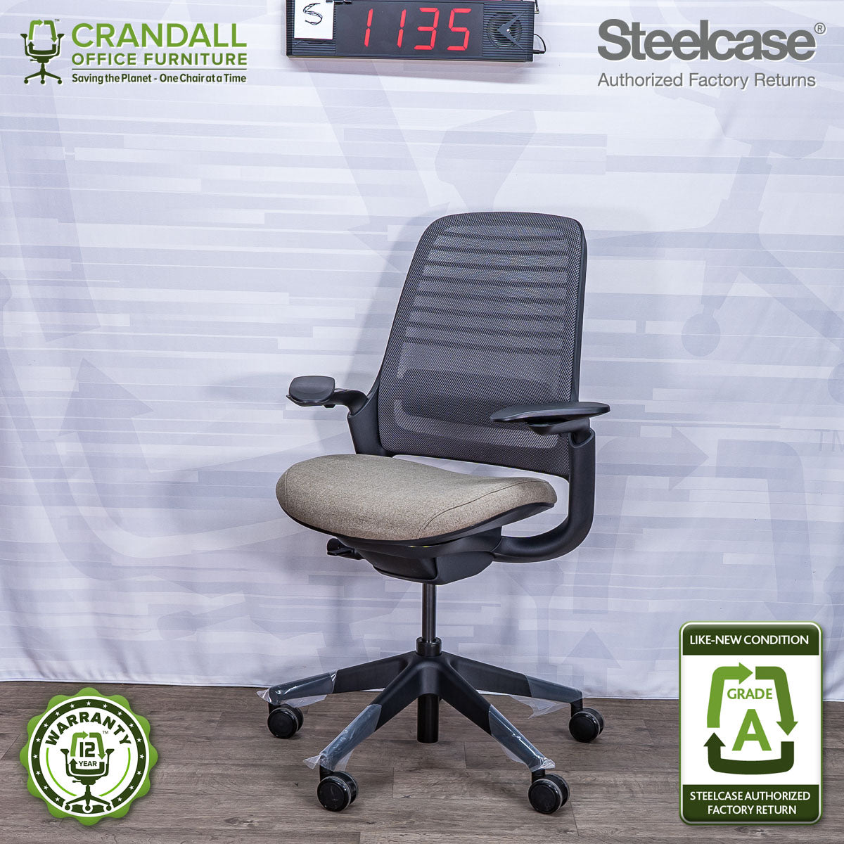 S-1135 - Steelcase Series 1 - Grade A