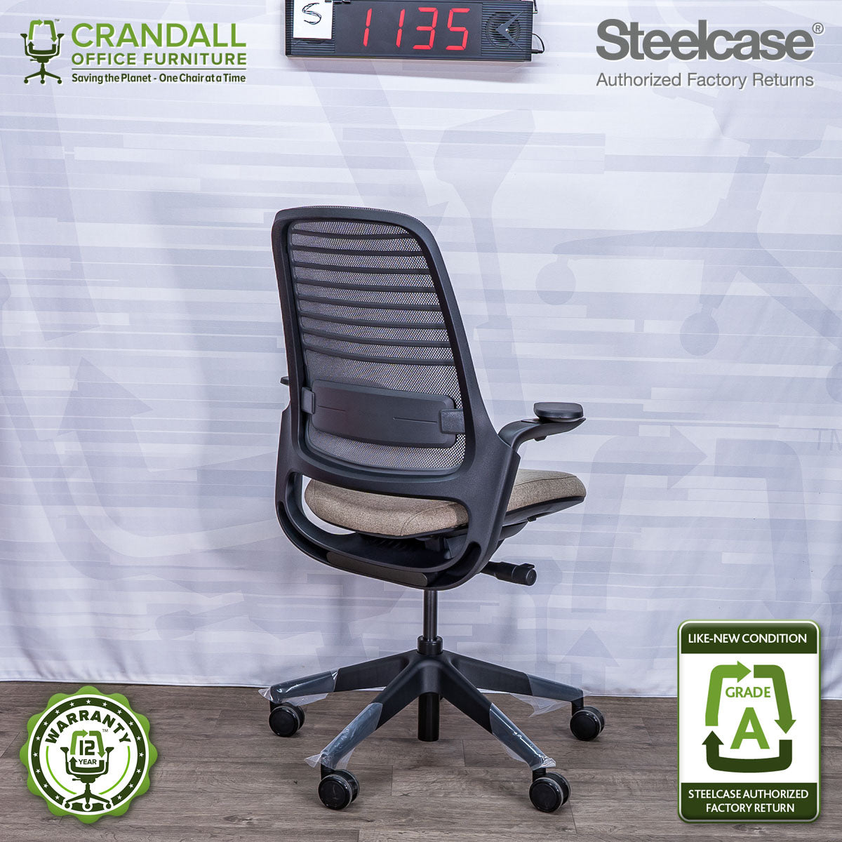 S-1135 - Steelcase Series 1 - Grade A
