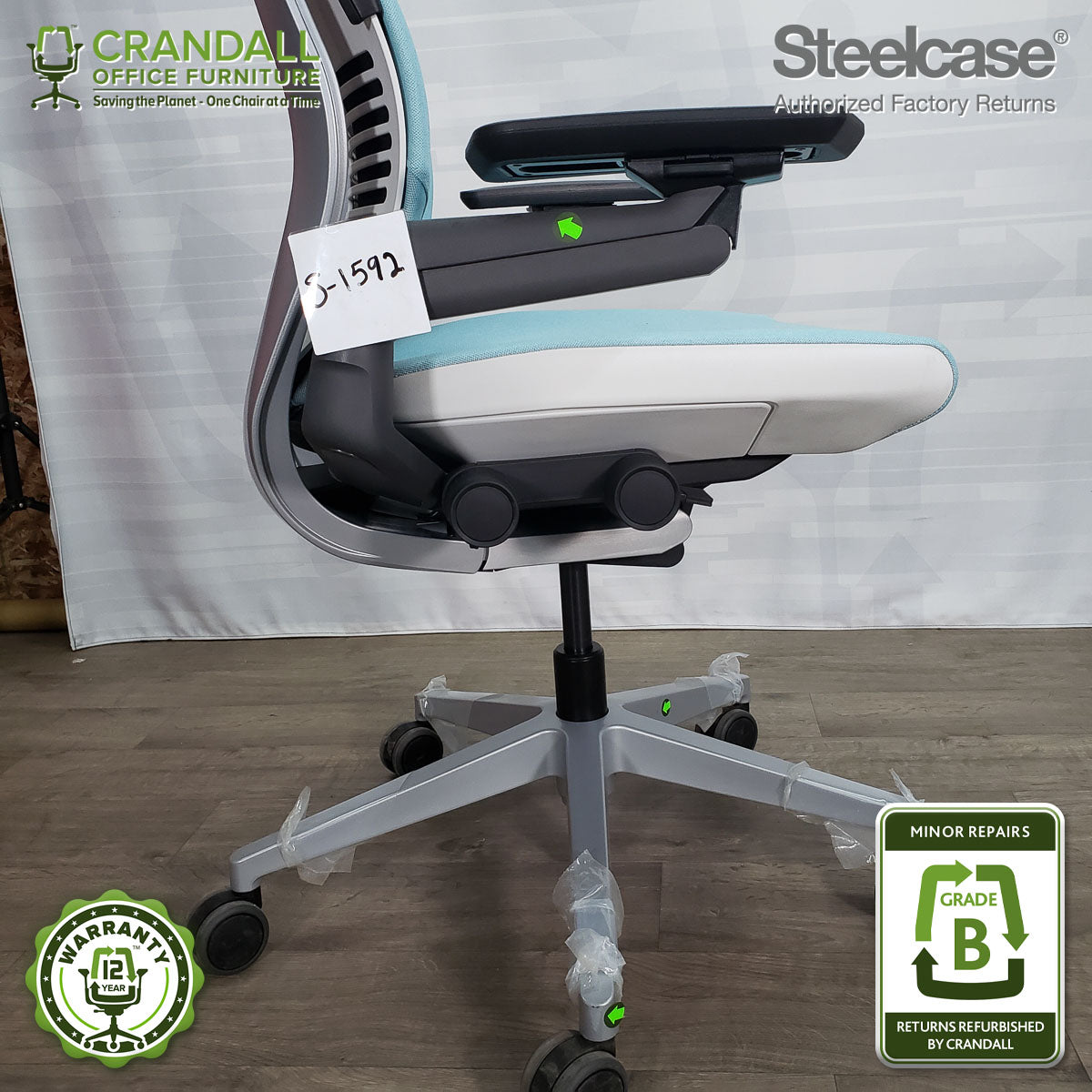 S-1592 - Steelcase Gesture with Headrest - Grade B