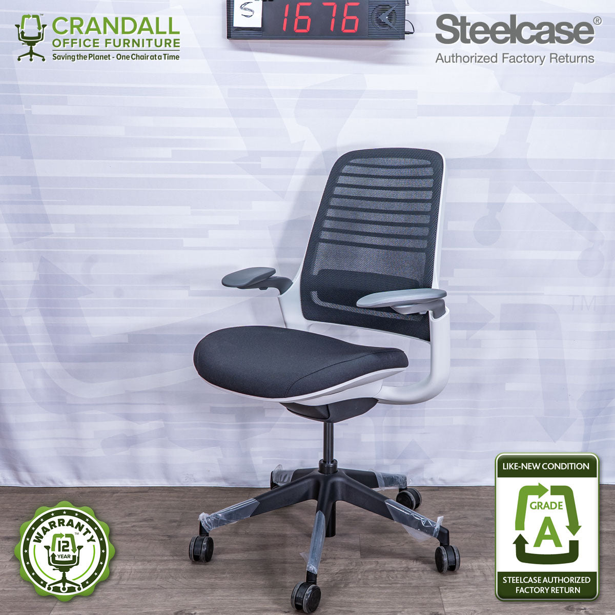 S-1676 - Steelcase Series 1 - Grade A