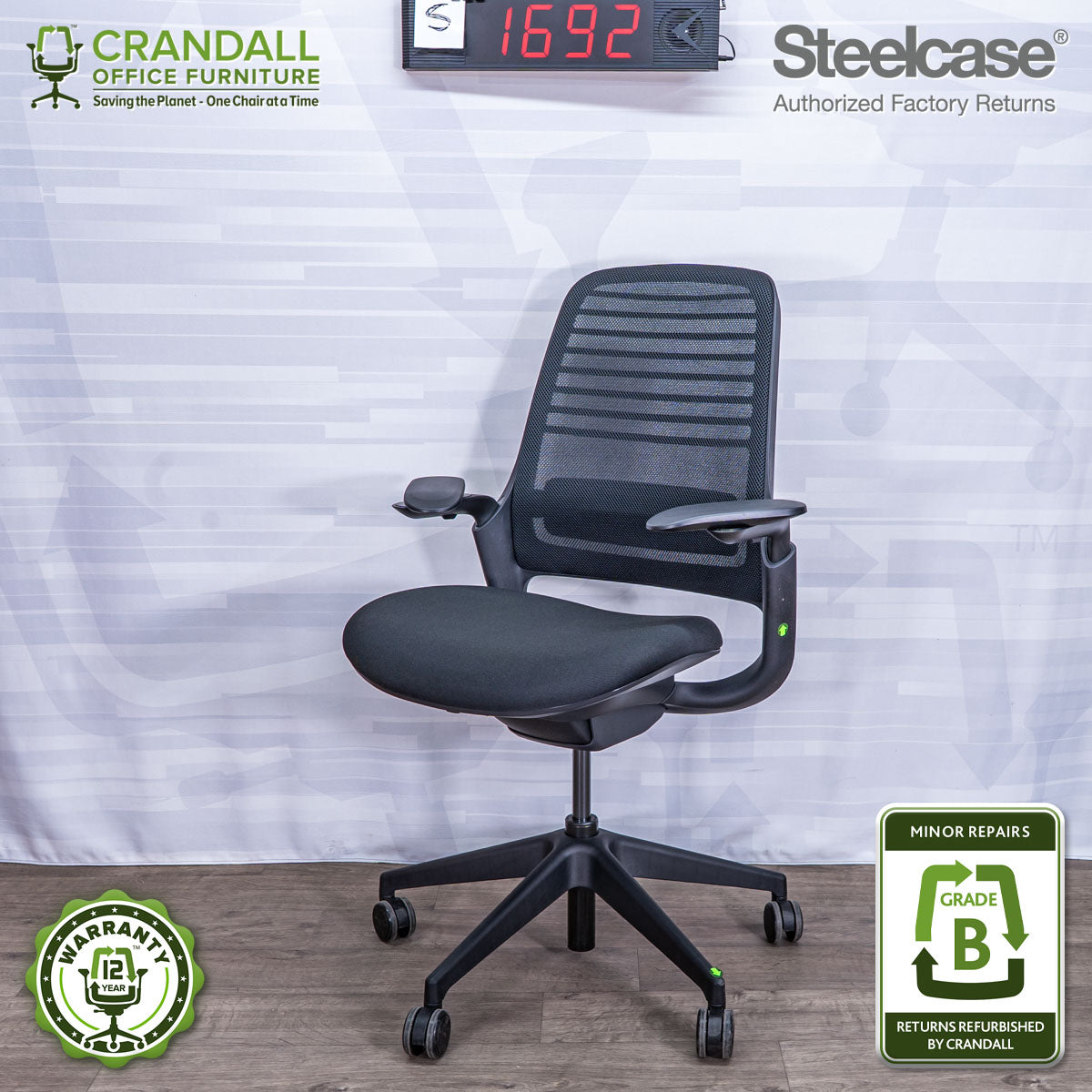 S-1692 - Steelcase Series 1 - Grade B