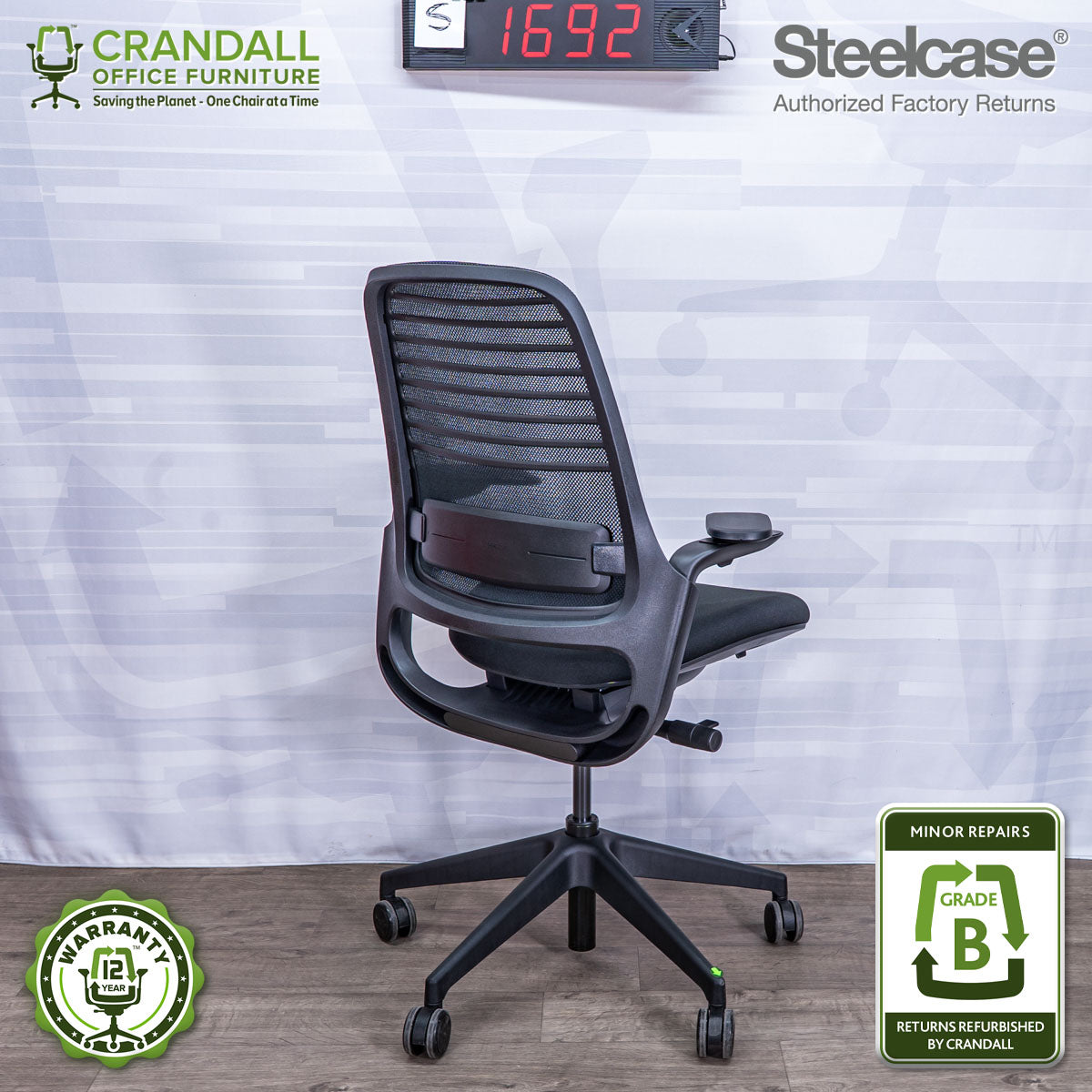 S-1692 - Steelcase Series 1 - Grade B