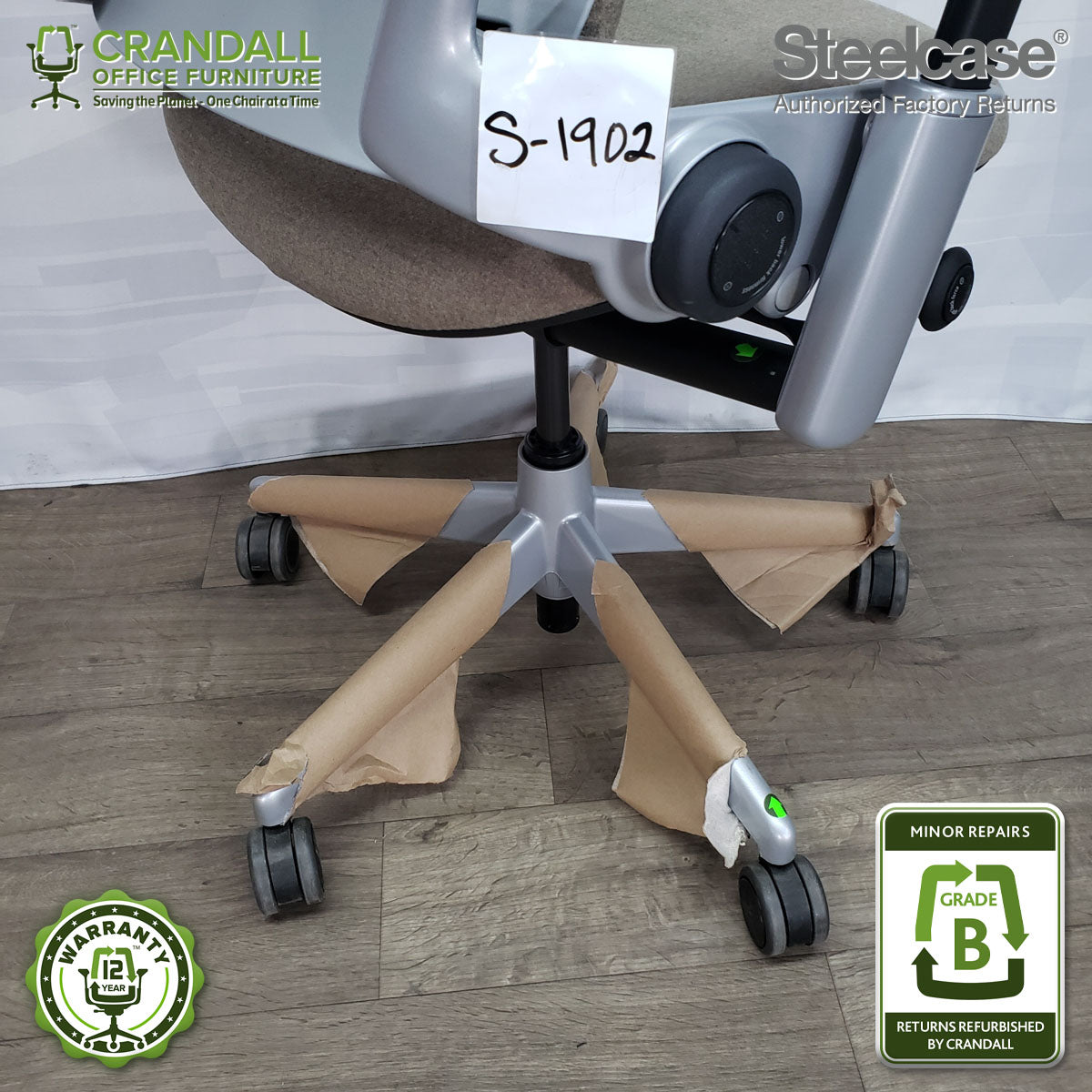 S-1902 - Steelcase Leap V2 - Grade B