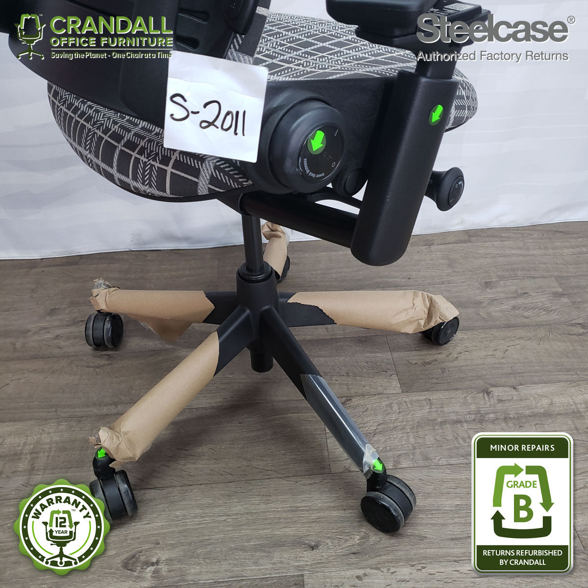 S-2011 - Steelcase V2 Leap - Grade B