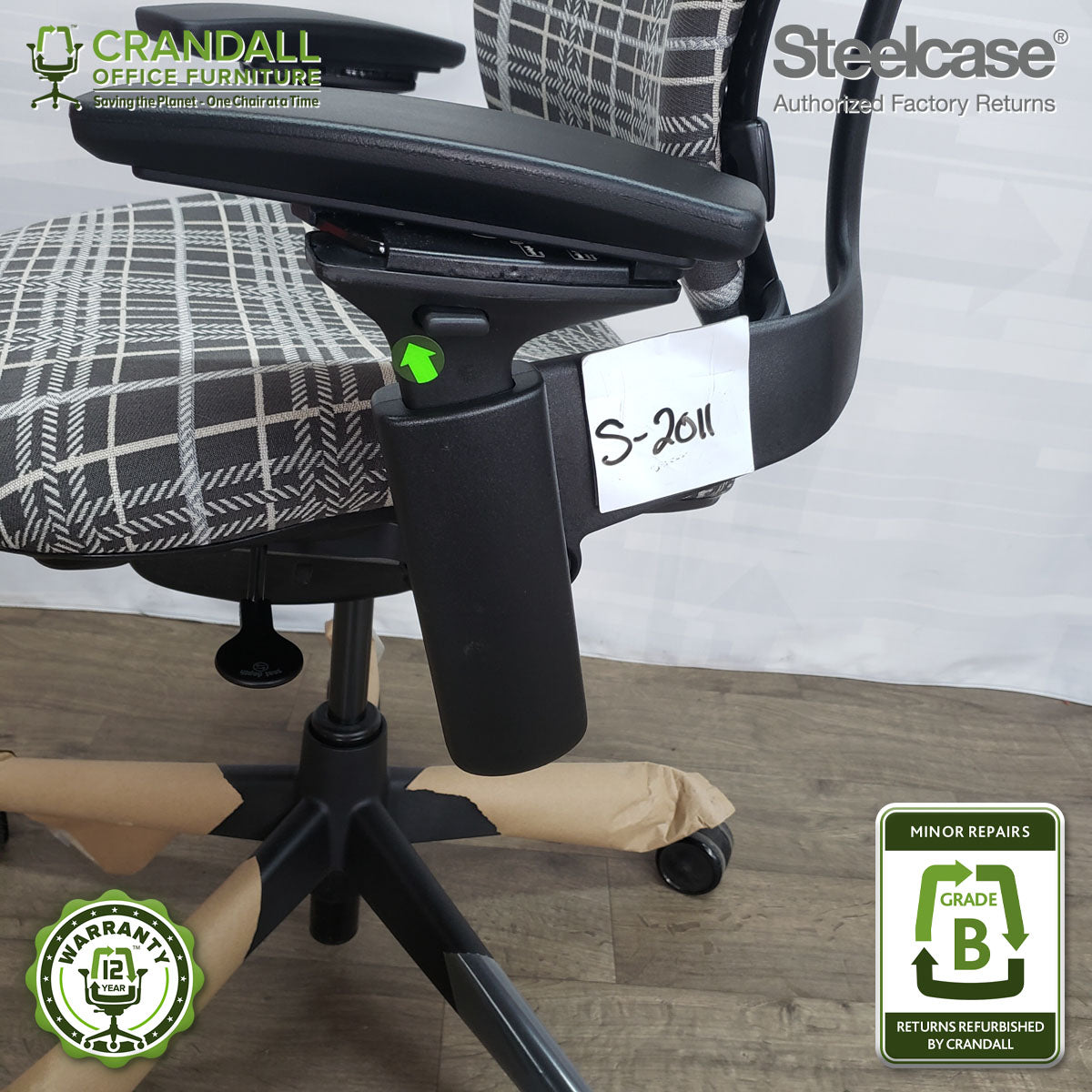 S-2012 - Steelcase V2 Leap - Grade B