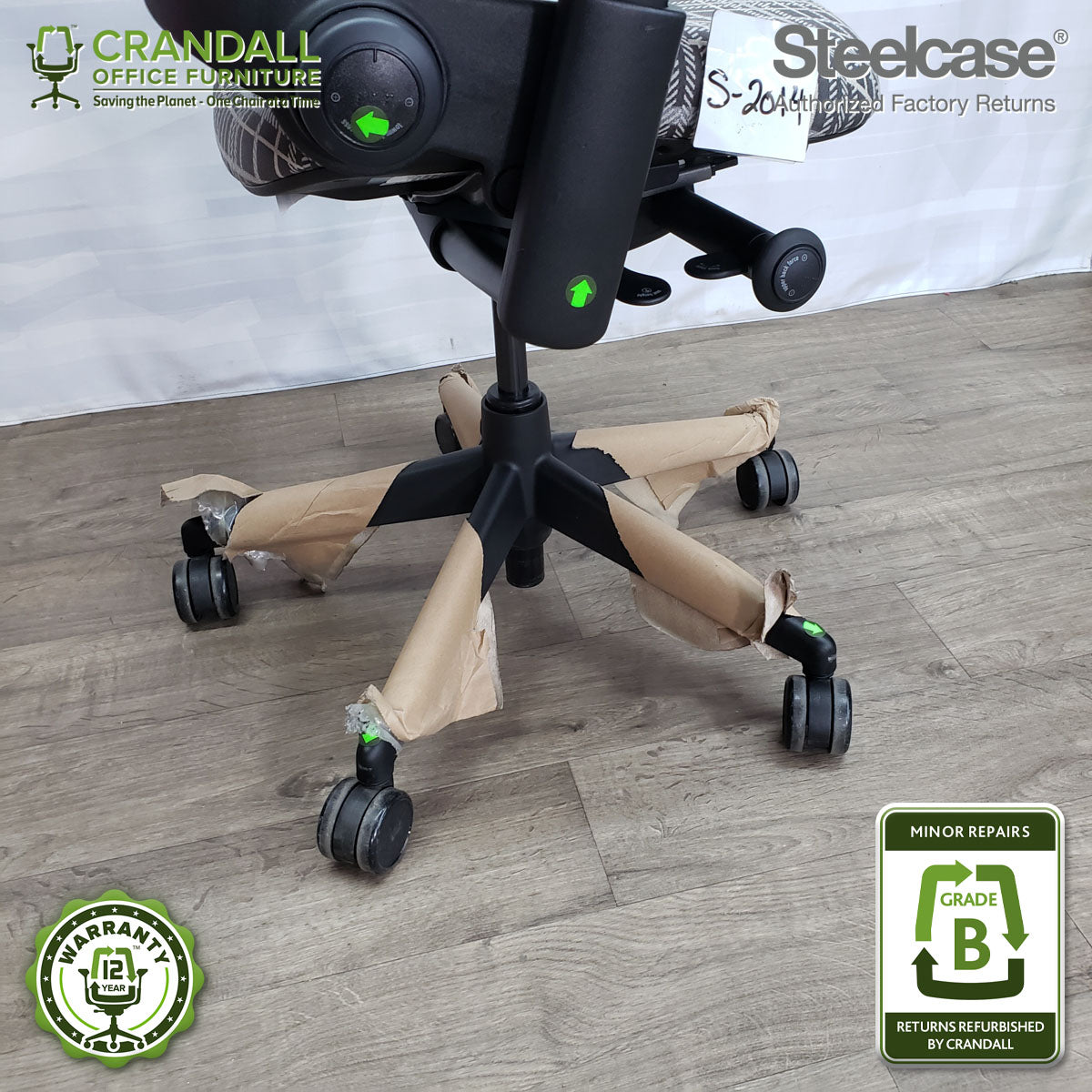 S-2014 - Steelcase V2 Leap - Grade B