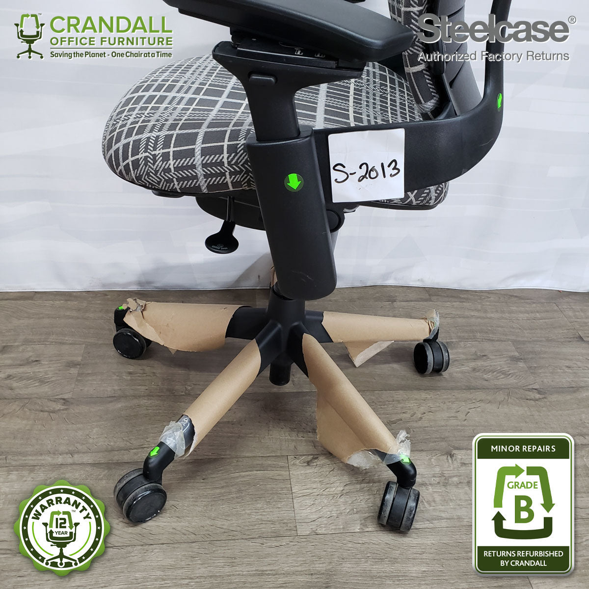 S-2014 - Steelcase V2 Leap - Grade B