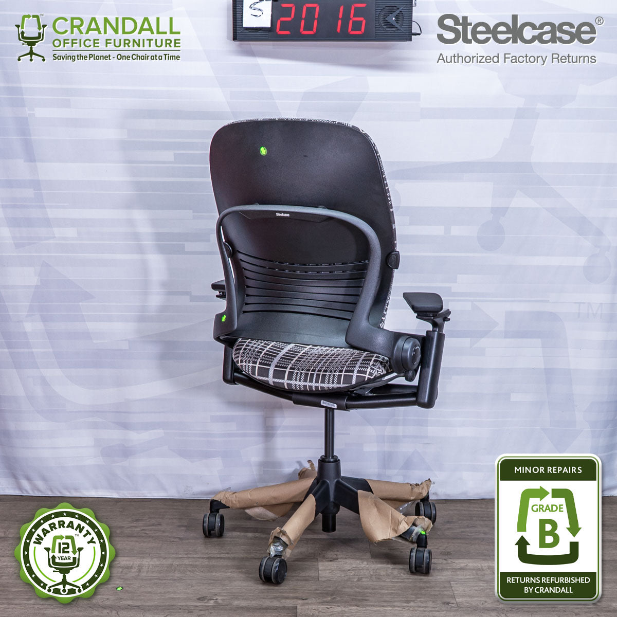 S-2016 - Steelcase V2 Leap - Grade B