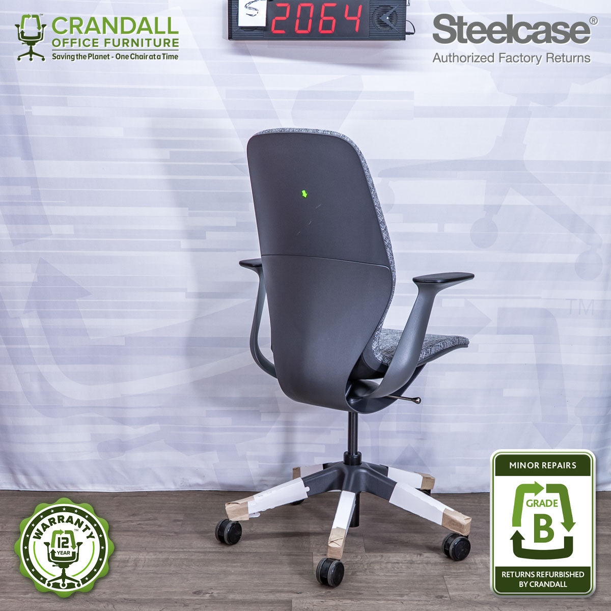 S-2064 - Steelcase Silq - Grade B