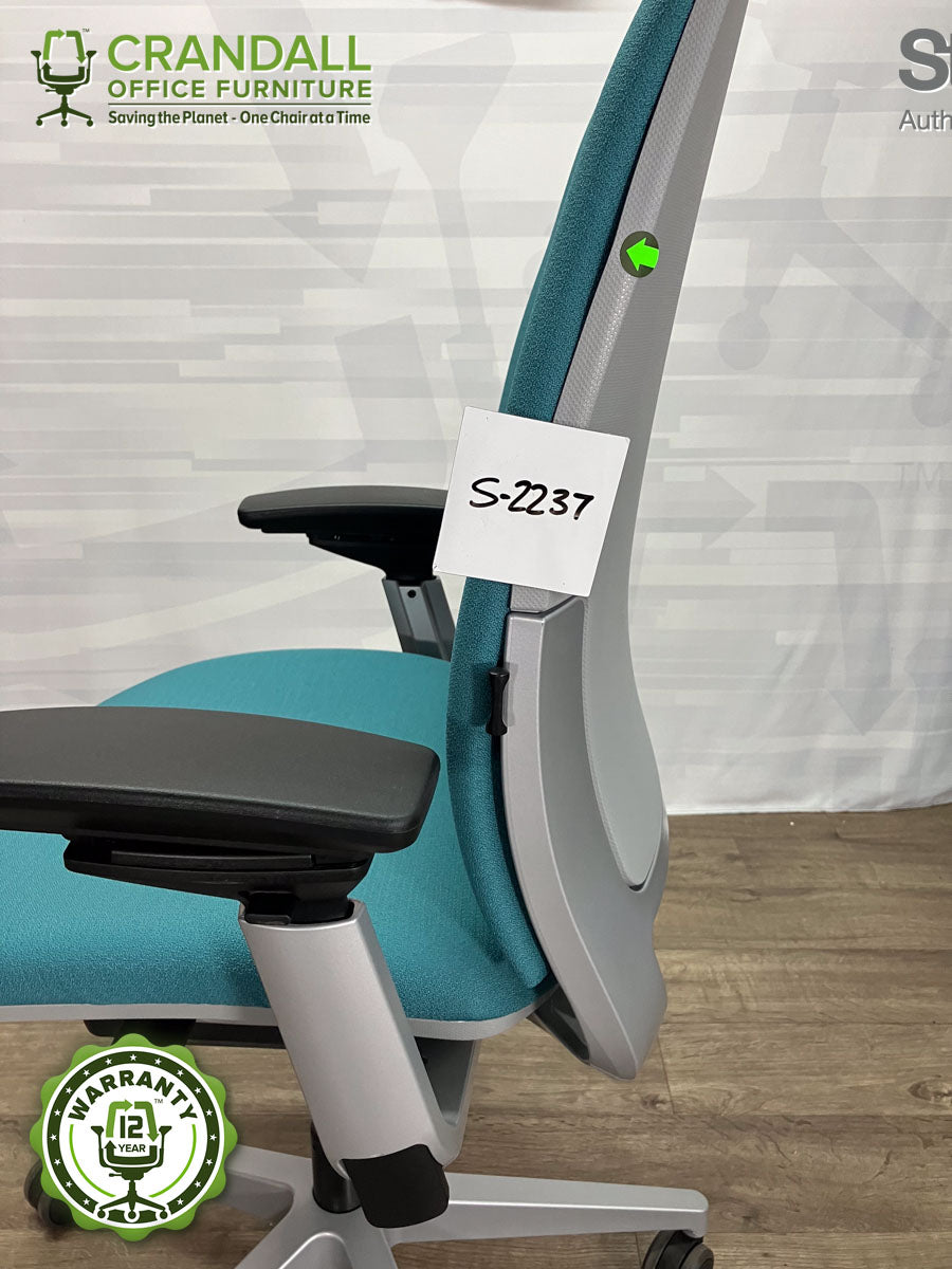 S-2237 - Steelcase Amia - Grade B