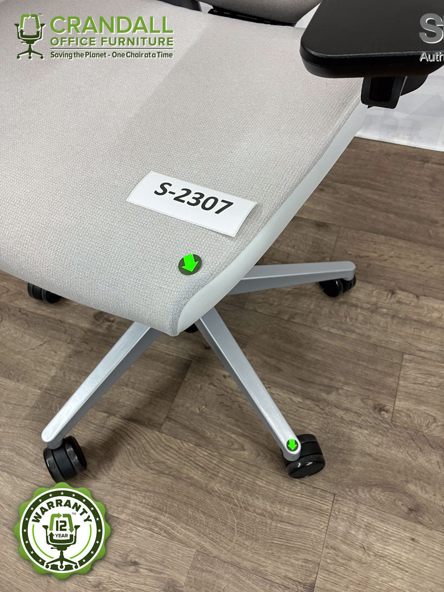 S-2307 - Steelcase Gesture - Grade B