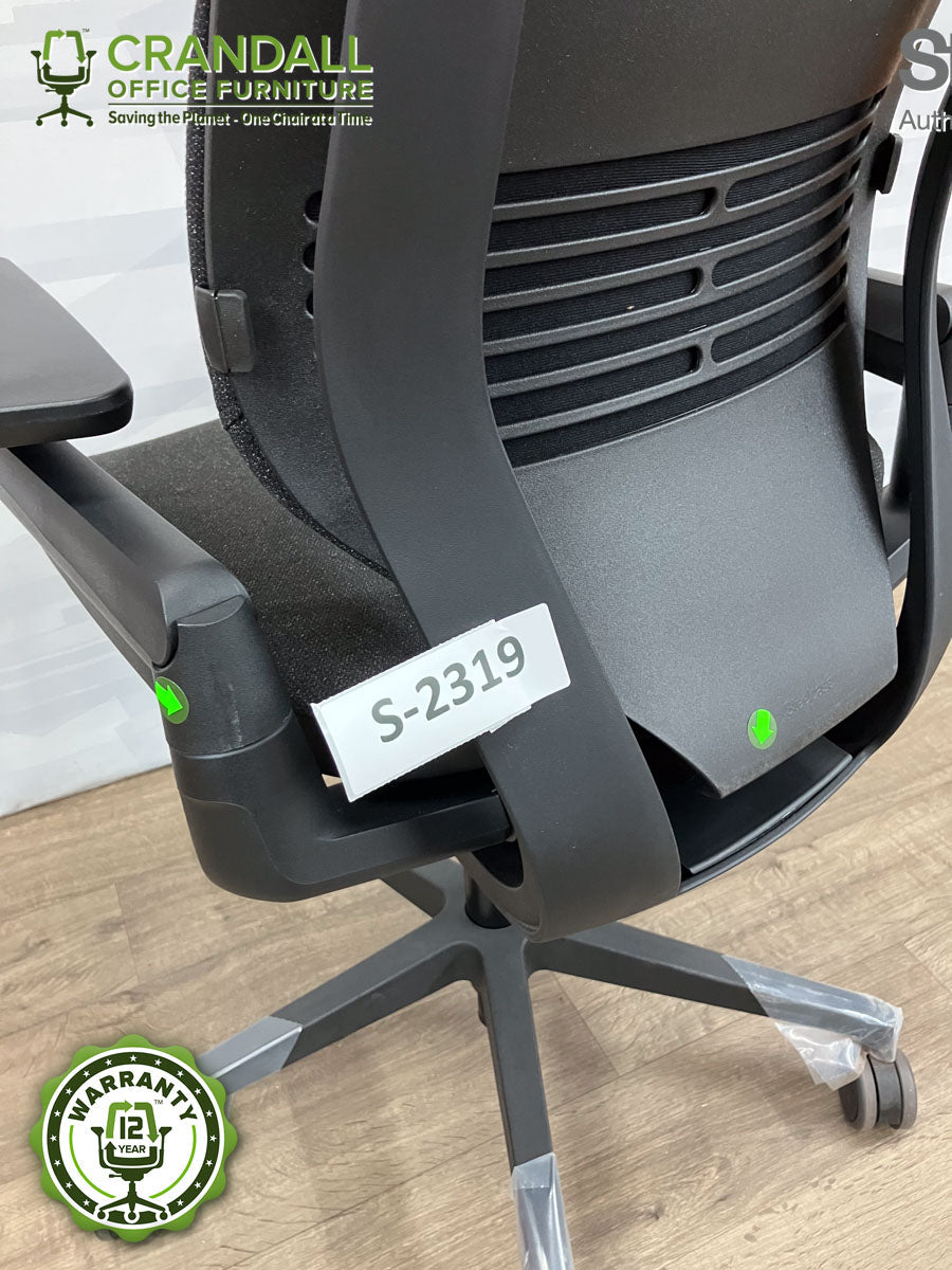 S-2319 - Steelcase Gesture - Grade B