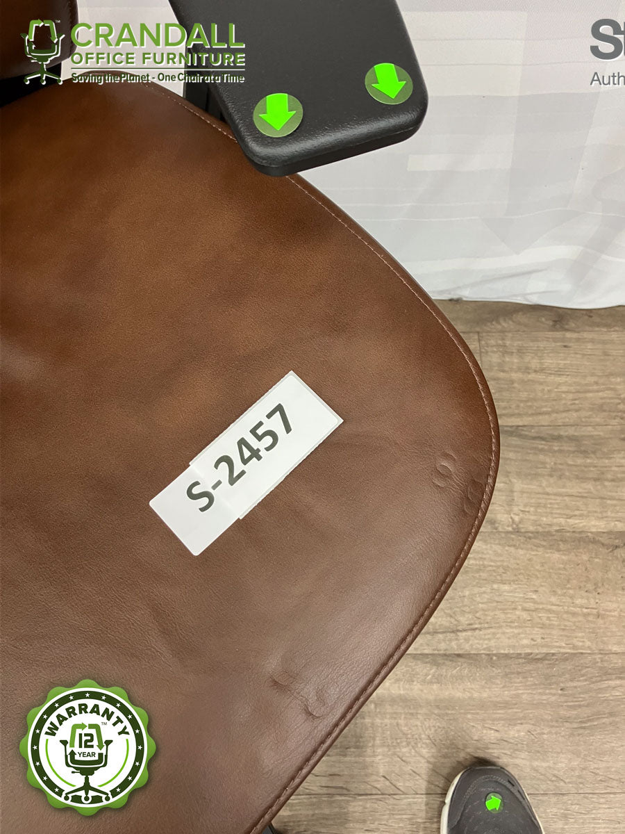 S-2457 - Steelcase Amia - Grade B