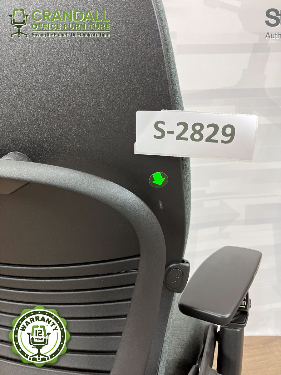 S-2829 - Steelcase V2 Leap - Grade B