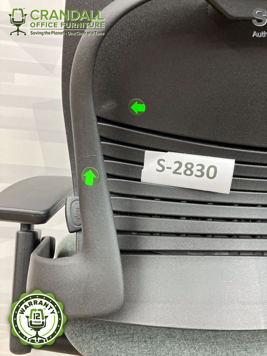 S-2830 - Steelcase V2 Leap - Grade B