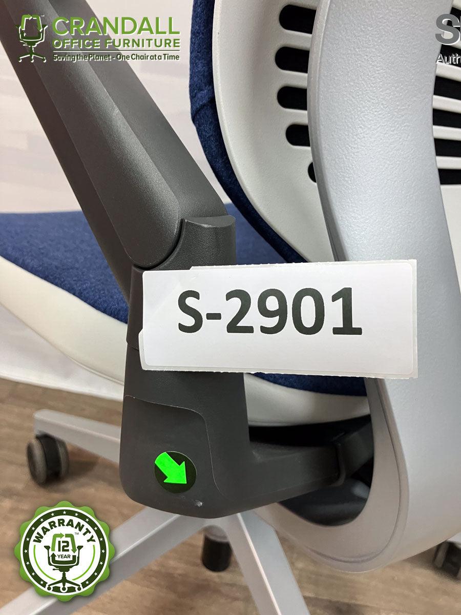 S-2901 - Steelcase Gesture with Headrest - Grade B