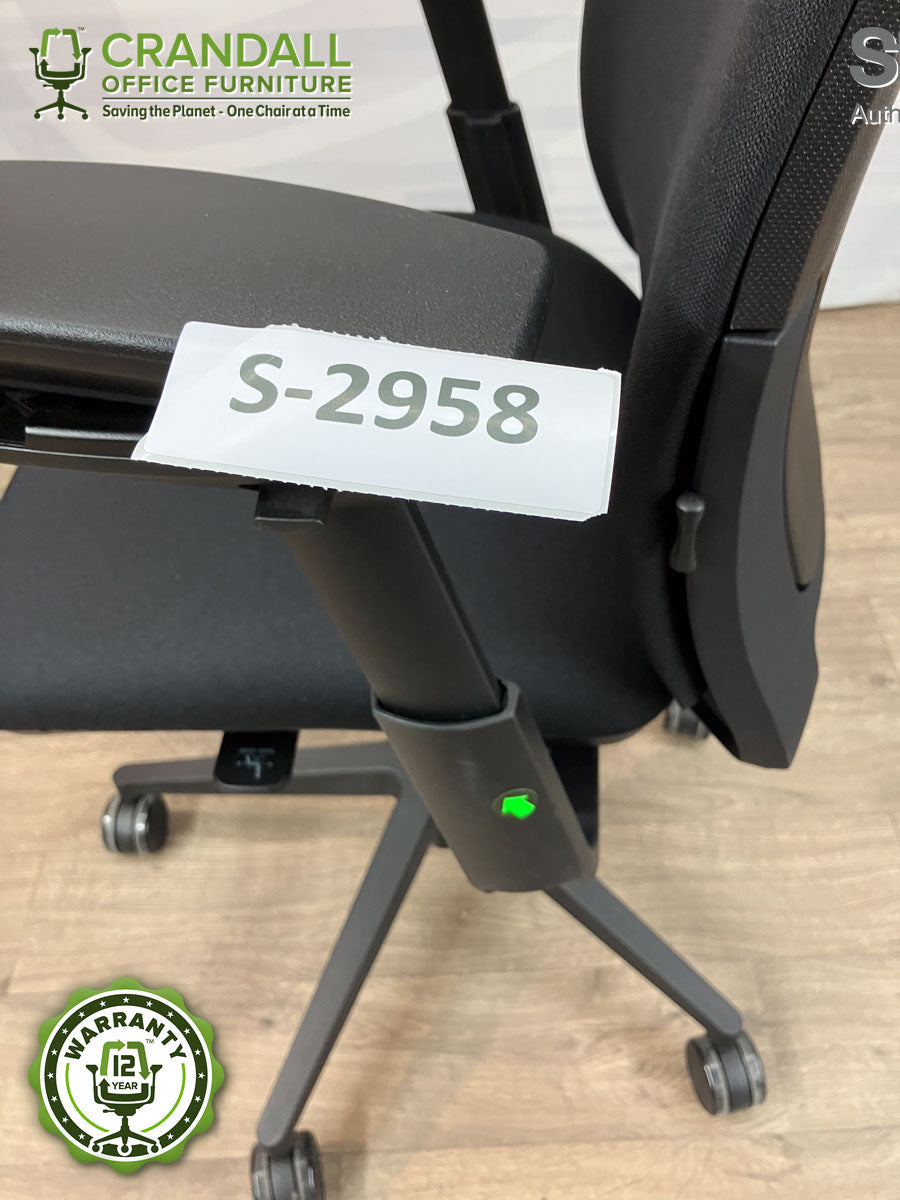 S-2958 - Steelcase Amia - Grade B