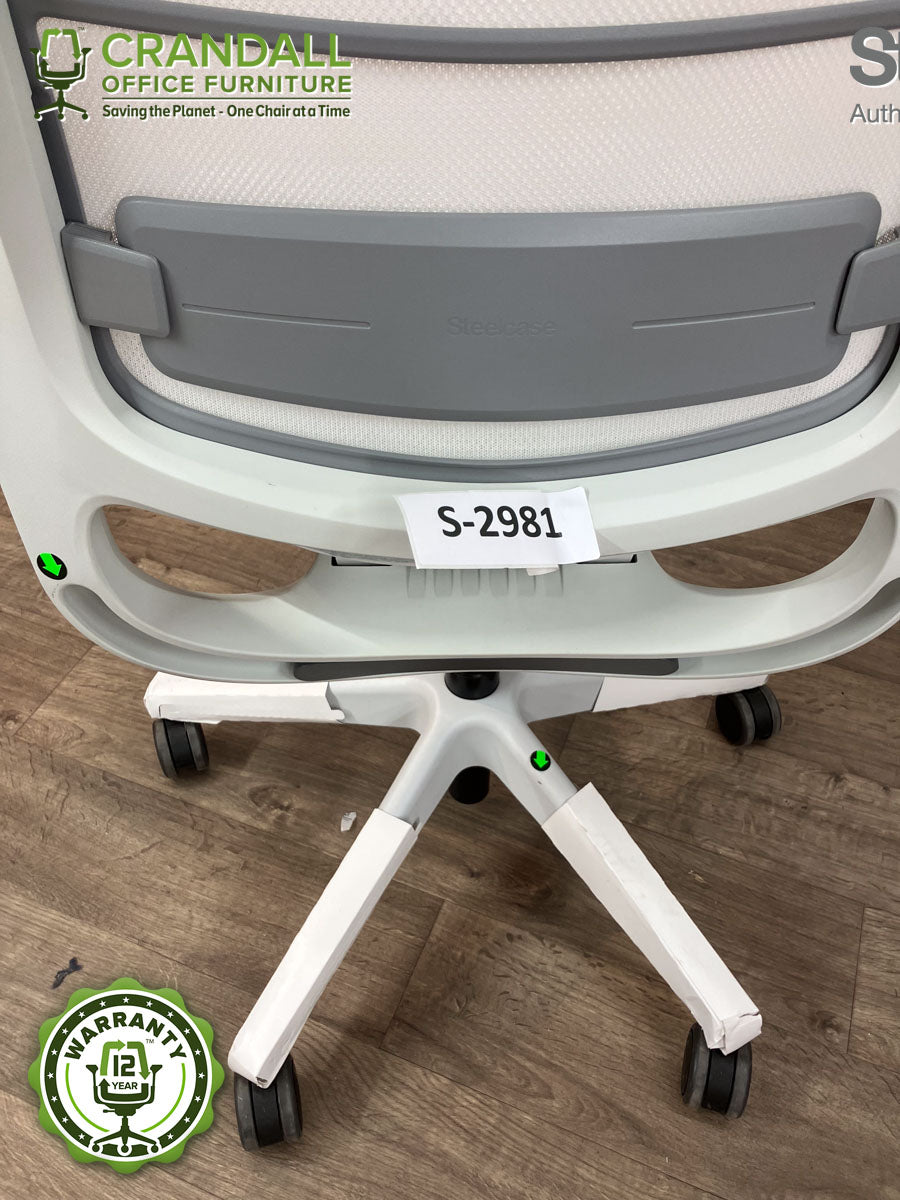 S-2981 - Steelcase Series 1 - Grade B