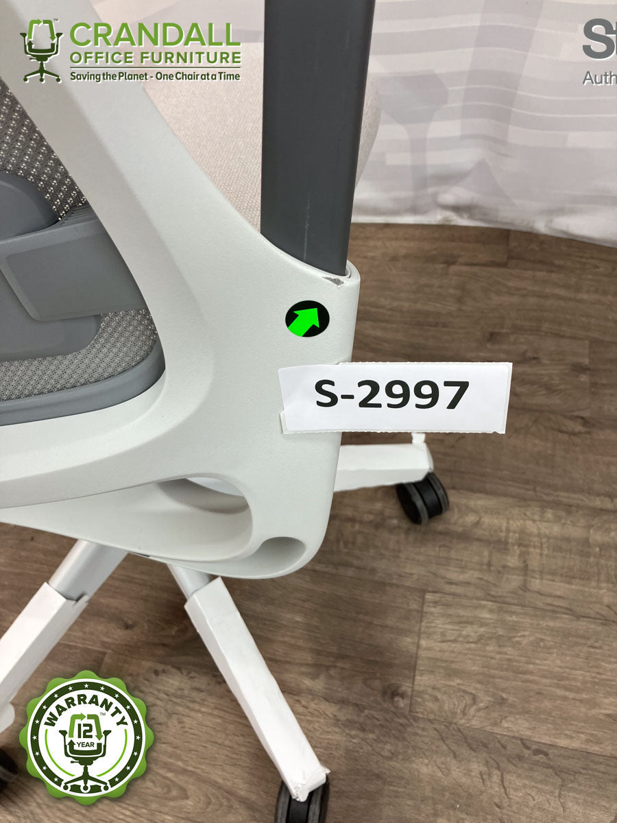S-2997 - Steelcase Series 1 - Grade B