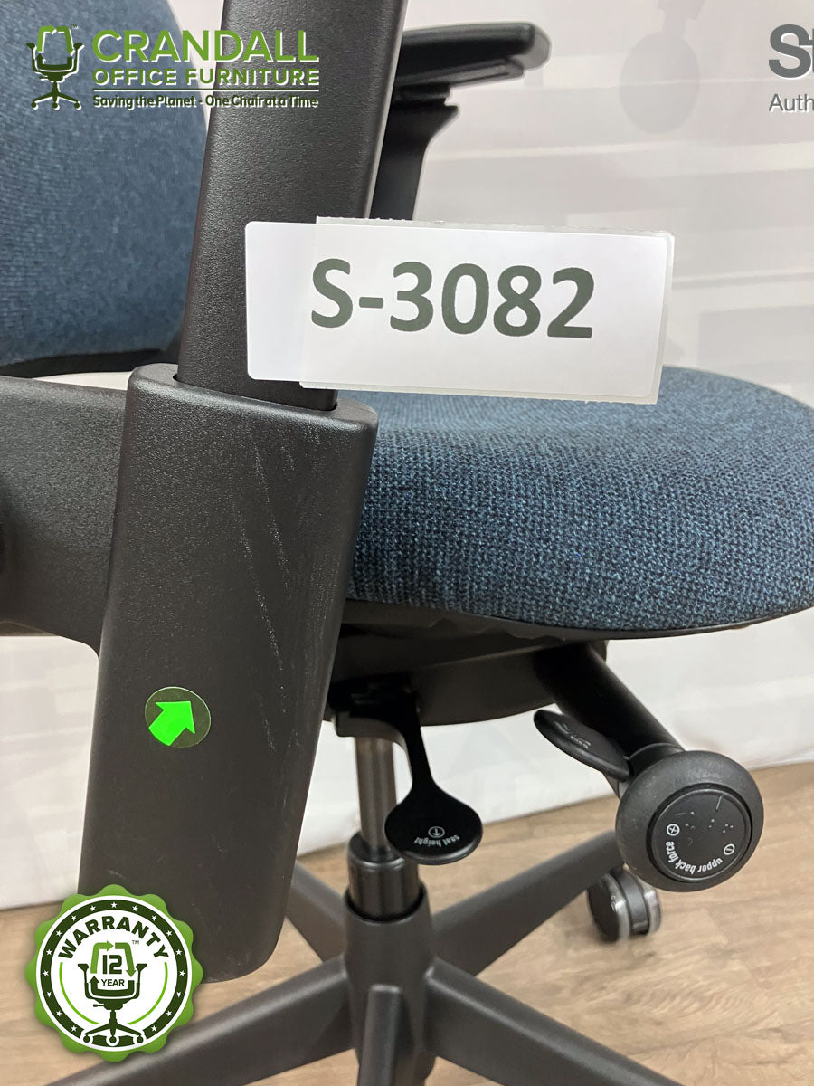 S-3082 - Steelcase V2 Leap - Grade B