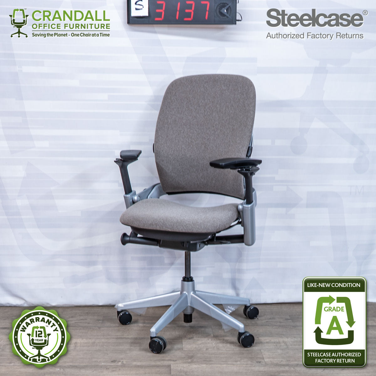 S-3137 - Steelcase V2 Leap - Grade A