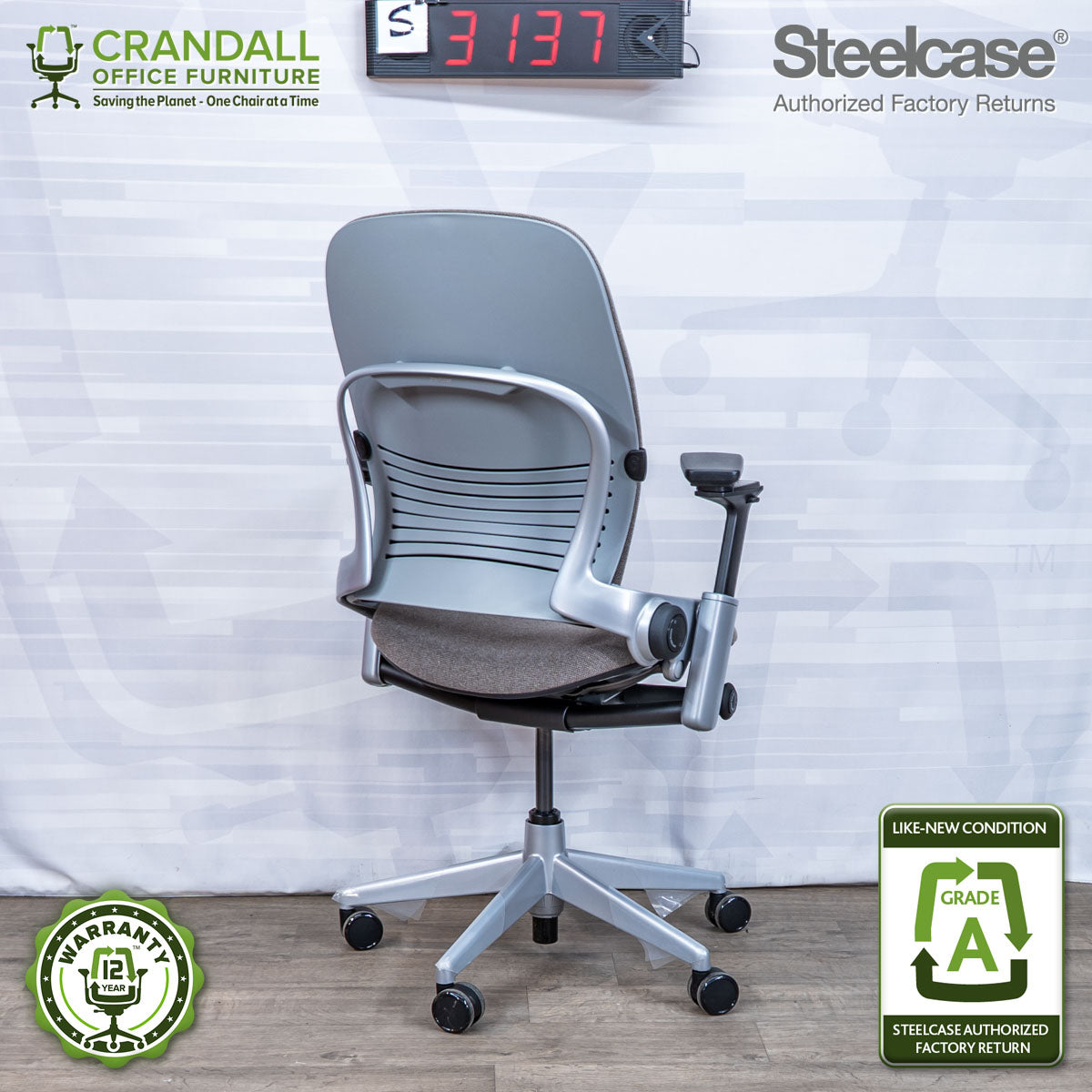 S-3137 - Steelcase V2 Leap - Grade A