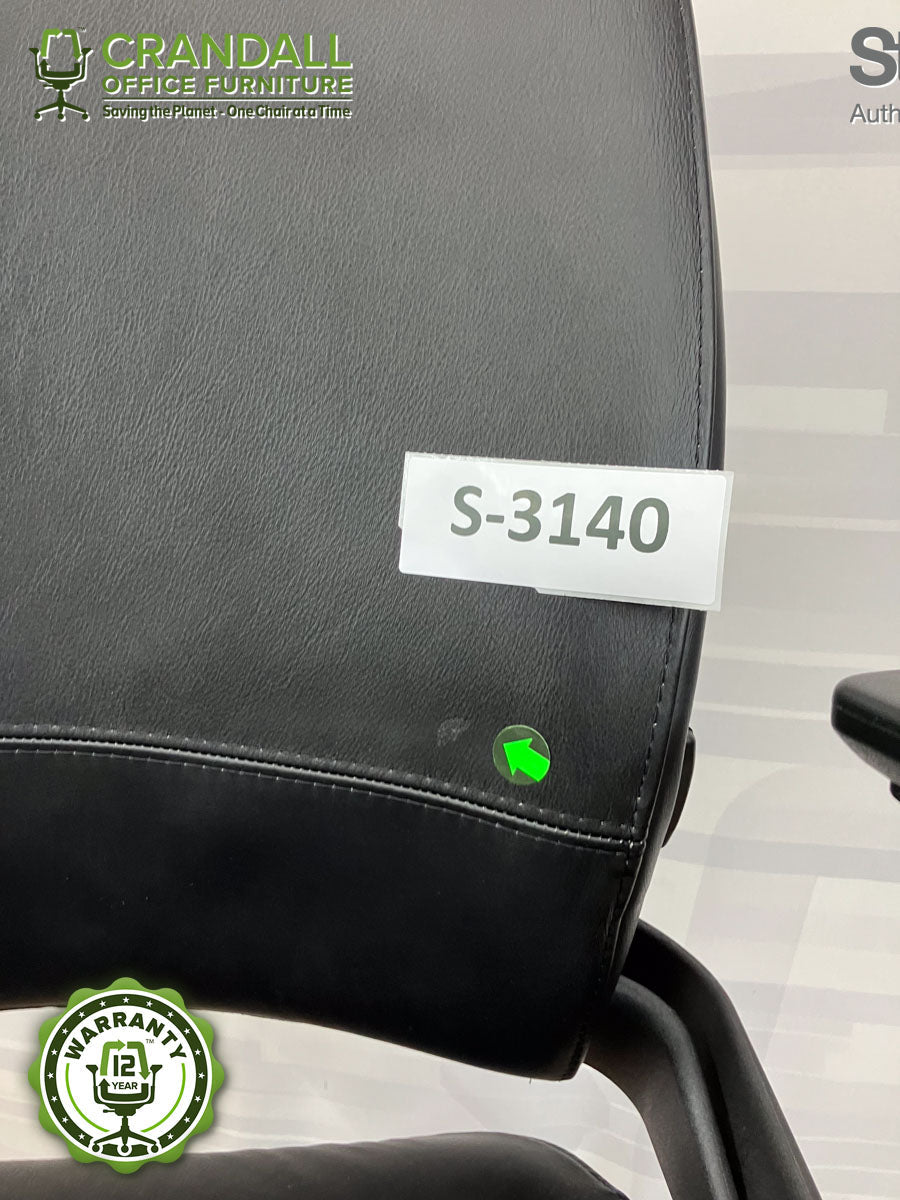 S-3140 - Steelcase V2 Leap - Grade B