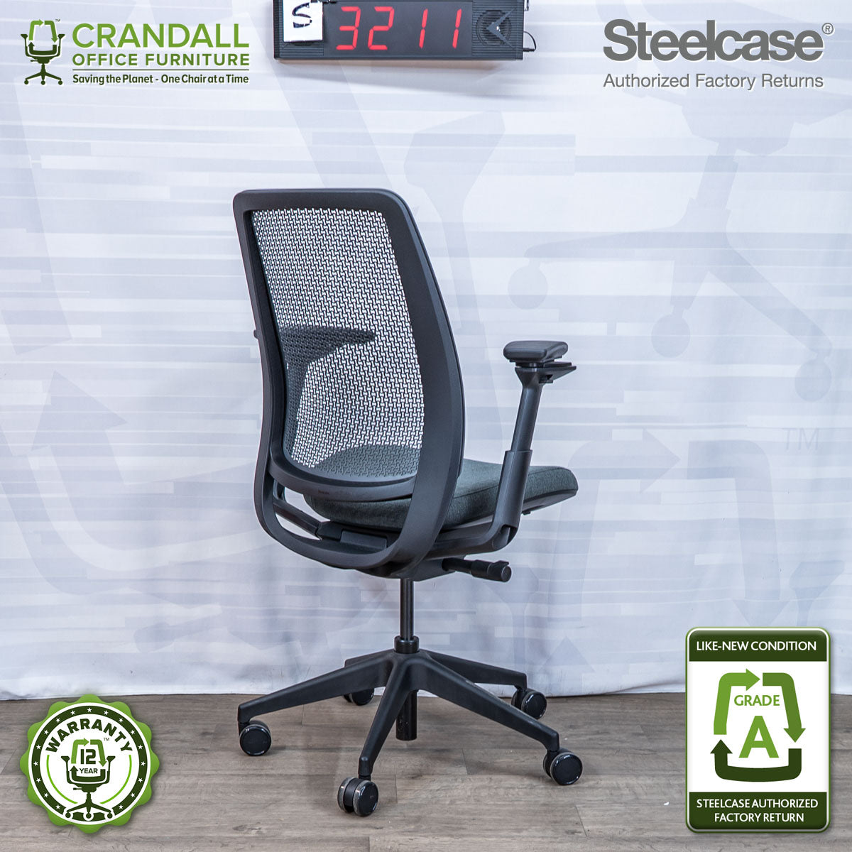 S-3211 - Steelcase Series 2 - Grade A