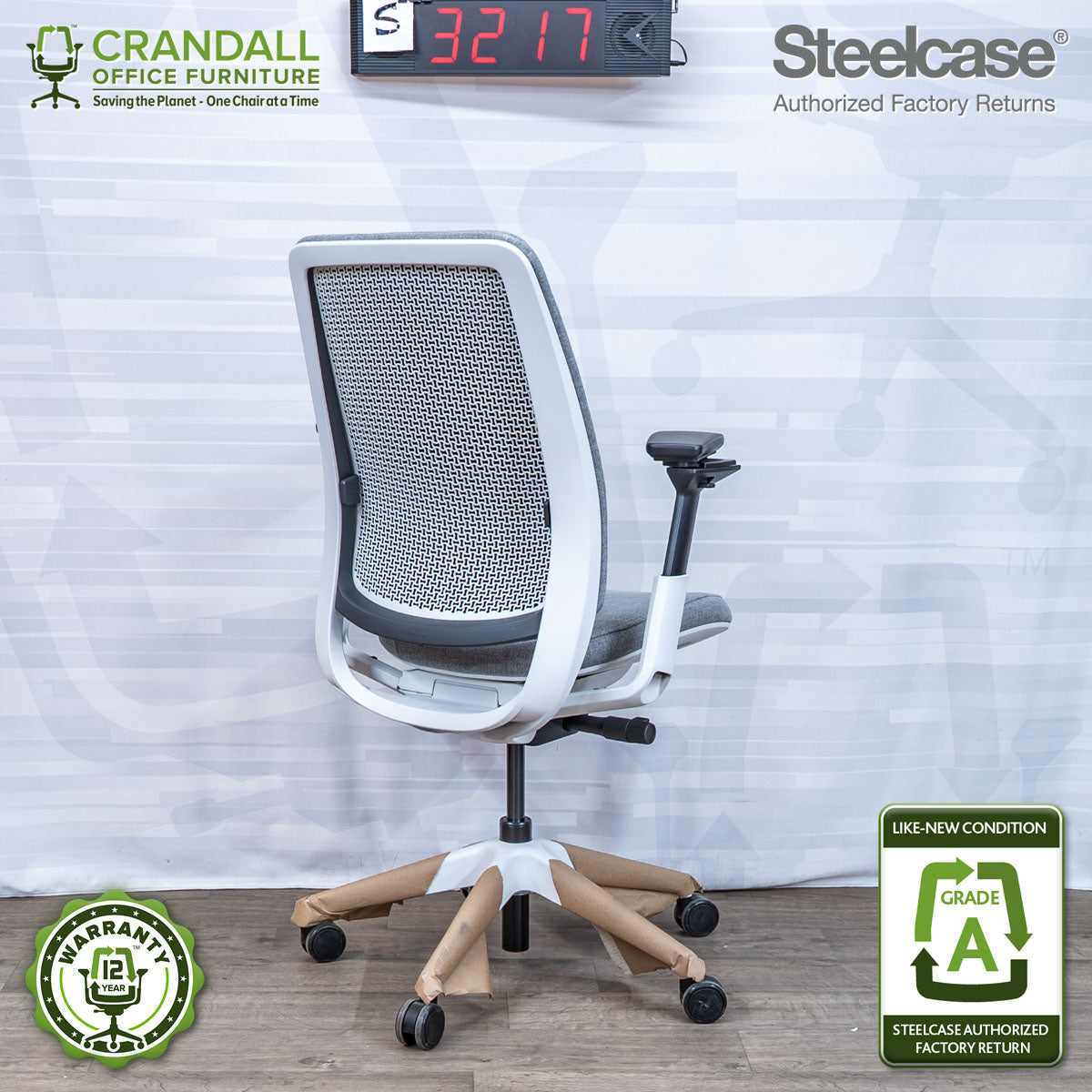 S-3217 - Steelcase Series 2 - Grade A