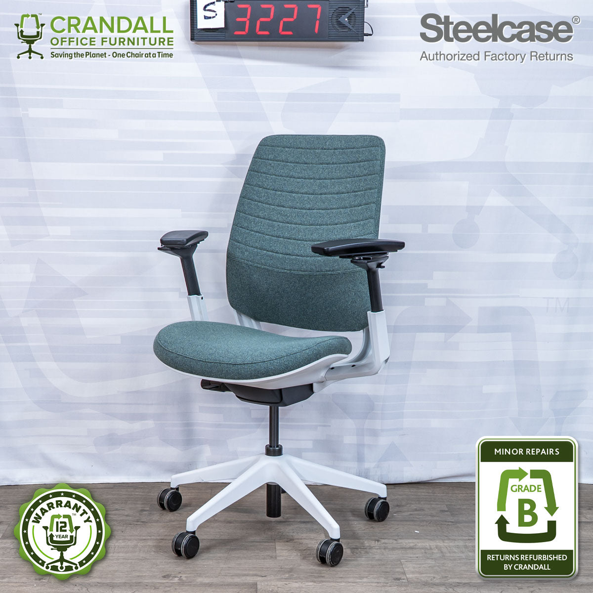 S-3227 - Steelcase Series 2 - Grade B