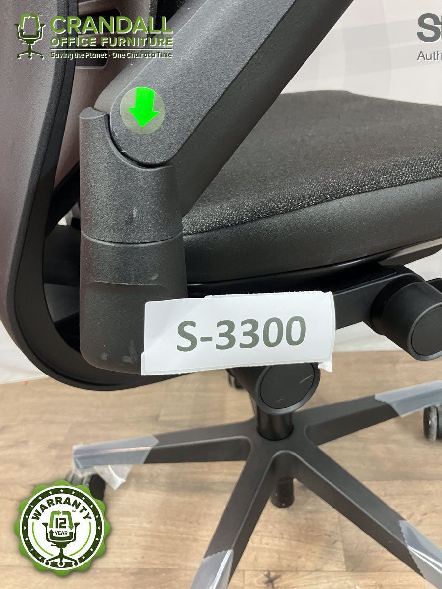 S-3300 - Steelcase Gesture with Headrest - Grade B