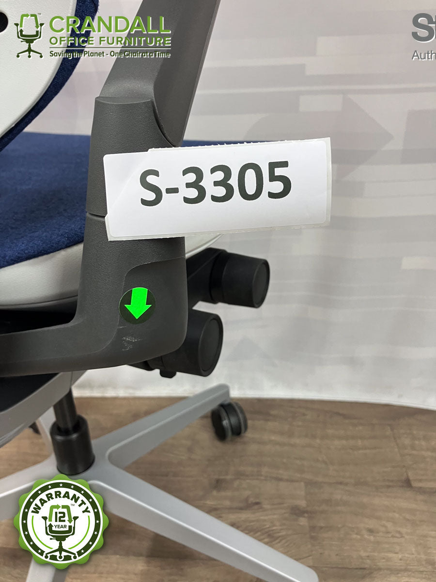 S-3305 - Steelcase Gesture with Headrest - Grade B