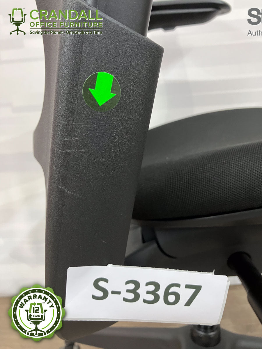 S-3367 - Steelcase Series 1 - Grade B
