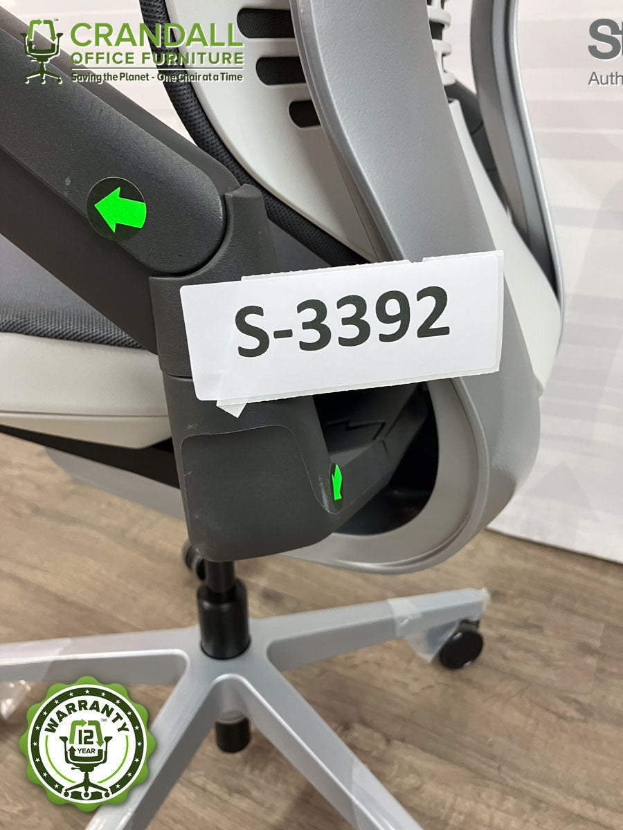 S-3392 - Steelcase Gesture - Grade B
